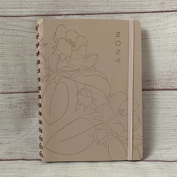 Fringe Studio Office Fringe Blush Floral Agenda Planner 224 Spiral